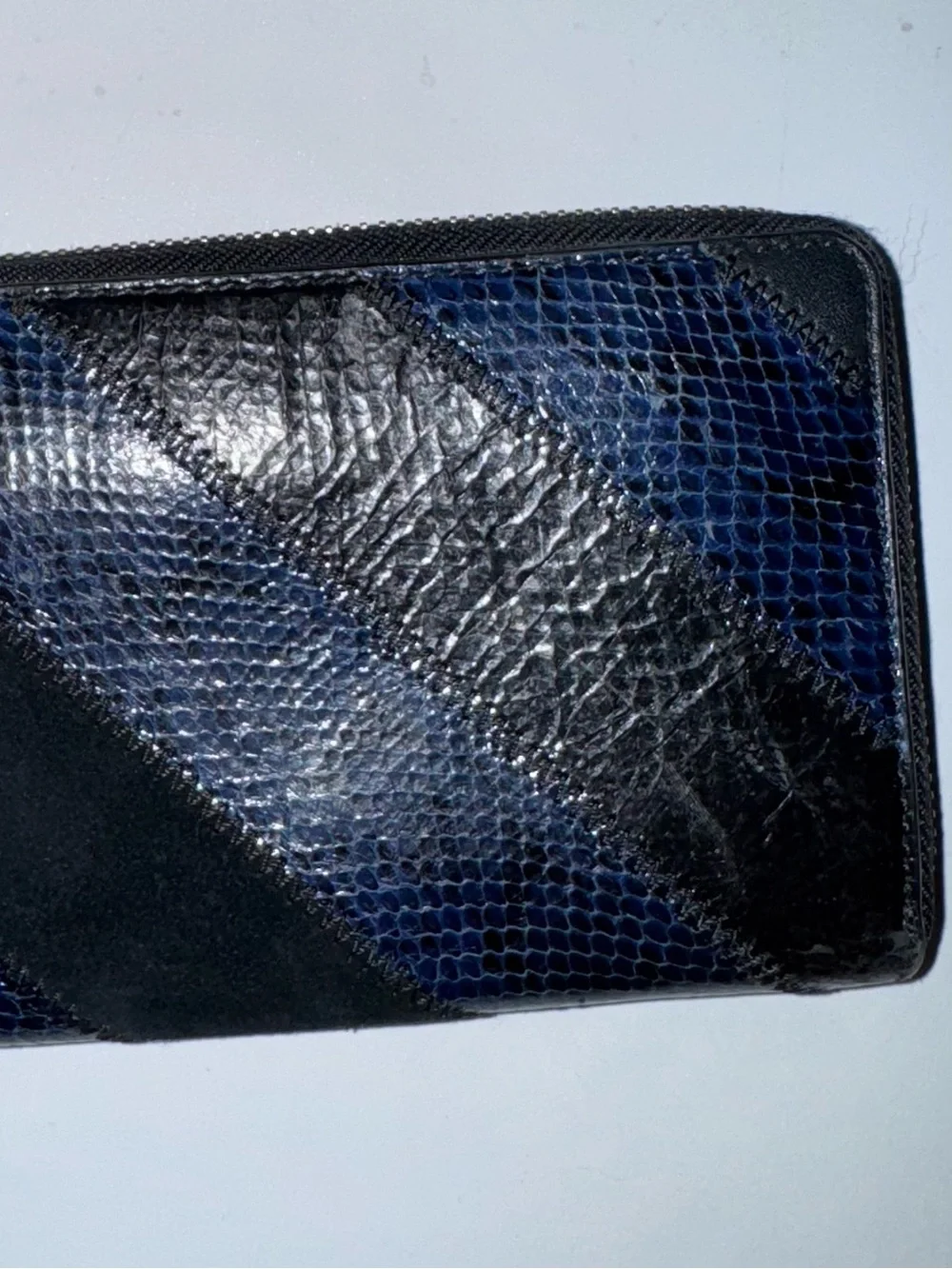 Tory Burch Gemini Link Blue Black Snakeskin Wallet